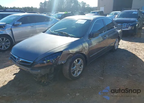 2006 Honda Accord 2.4 Ex z USA, uszkodzony, nr VIN 1HGCM56826A132435